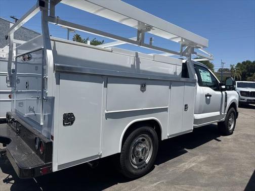 2025 Ford F-350 XL