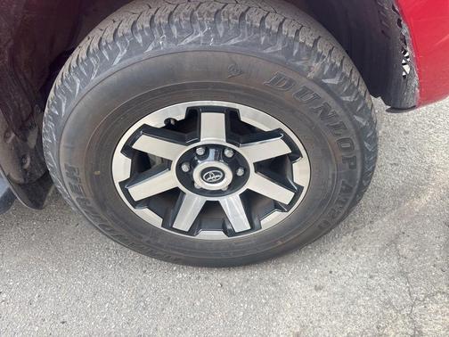 2024 Toyota 4Runner TRD Off Road