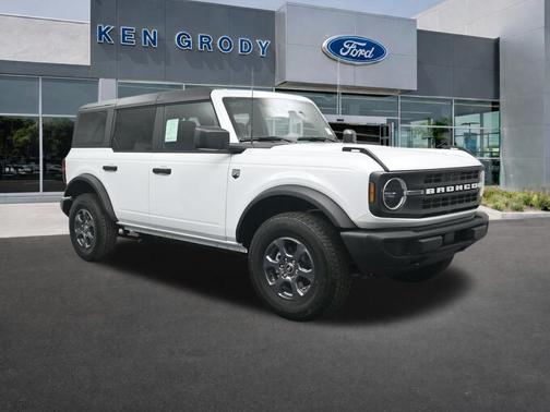 Oxford White 2026 Ford Bronco Big Bend