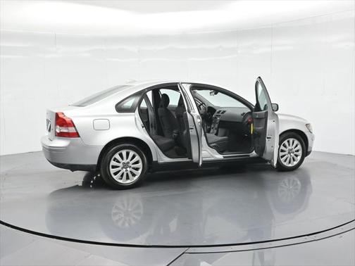 2005 Volvo S40 2.4i
