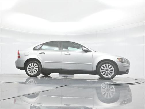 2005 Volvo S40 2.4i
