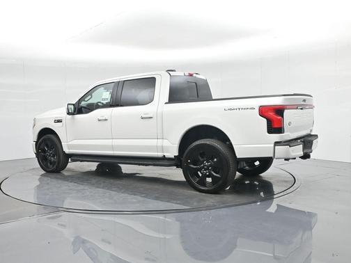 2025 Ford F-150 Lightning Platinum