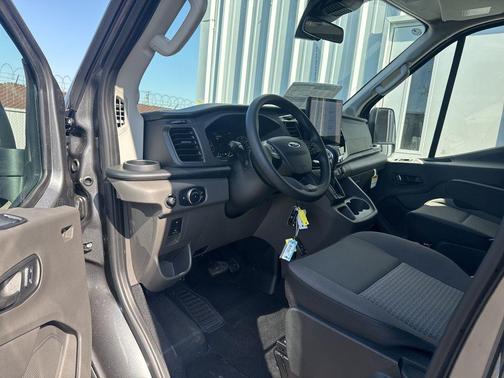 2025 Ford Transit-350 XLT