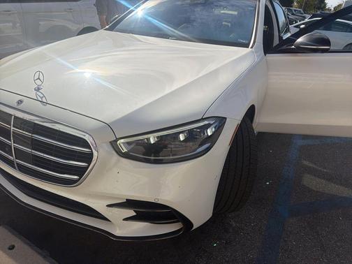 2023 Mercedes-Benz S-Class 4MATIC