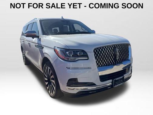 2022 Lincoln Navigator Black Label