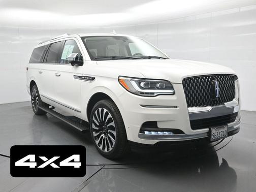2022 Lincoln Navigator Black Label