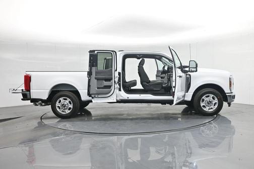 2026 Ford F-350 XLT