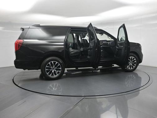 AGATE BLACK METALLIC 2025 Ford Expedition PLATINUM
