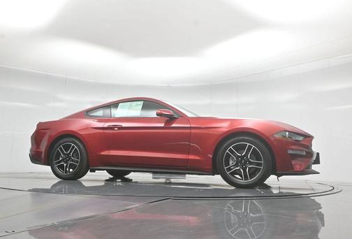 2021 Ford Mustang EcoBoost