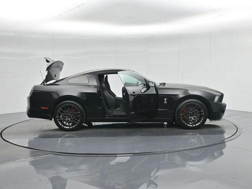 2014 Ford Shelby GT500 Base