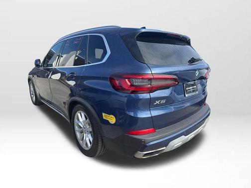 2022 BMW X5 PHEV xDrive45e