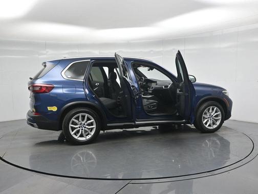 2022 BMW X5 PHEV xDrive45e