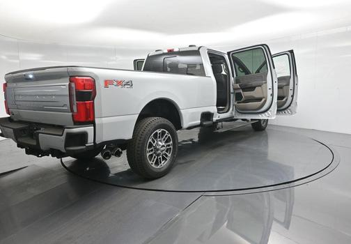2025 Ford F-350 Platinum