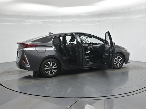 2018 Toyota Prius Prime Plus