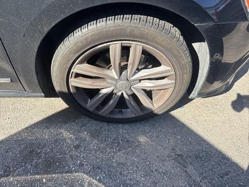 2016 Volkswagen Passat V6 SEL Premium