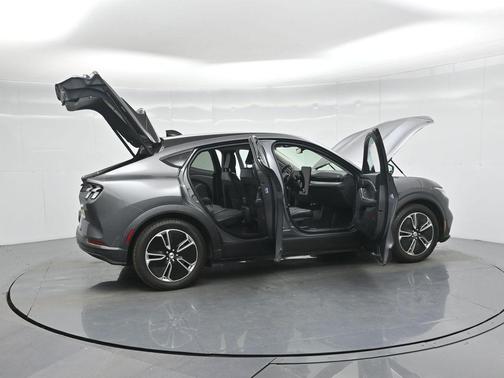 2021 Ford Mustang Mach-E Select