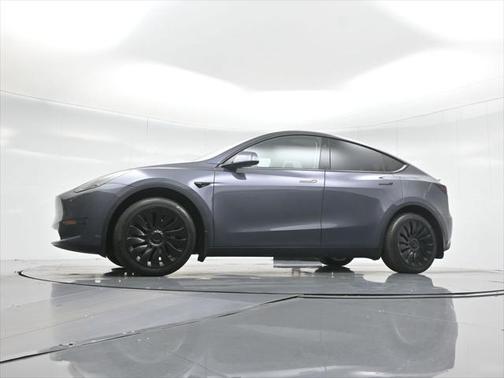 2023 Tesla Model Y RWD