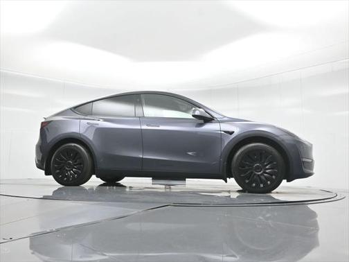 2023 Tesla Model Y RWD
