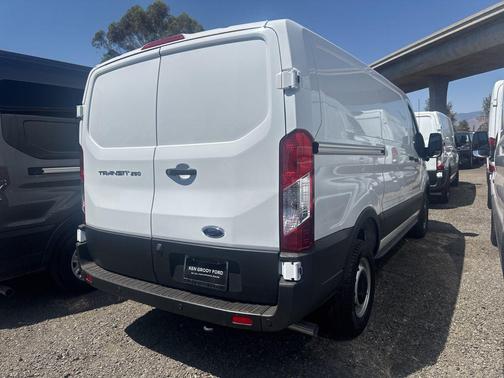 2025 Ford Transit-250 Base