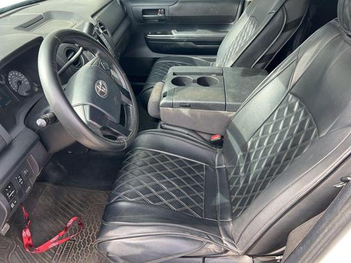 2014 Toyota Tundra SR