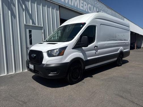 2022 Ford Transit-250 Base