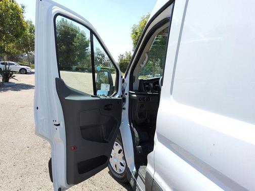 2025 Ford Transit-350 Base