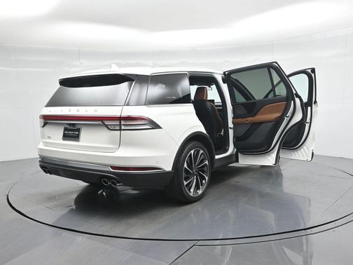 2023 Lincoln Aviator Reserve AWD