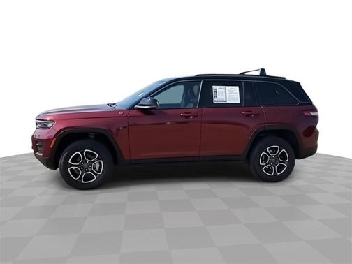 2022 Jeep Grand Cherokee Trailhawk