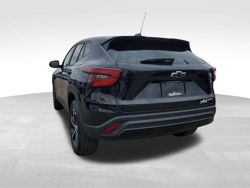 Mosaic Black Metallic 2025 Chevrolet Trax 1RS