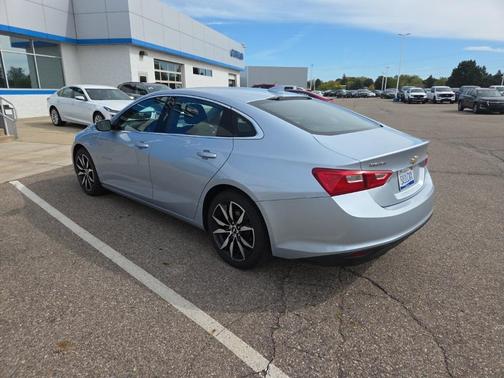 2017 Chevrolet Malibu 1LT