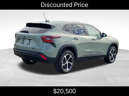 Green 2024 Chevrolet Trax 1RS