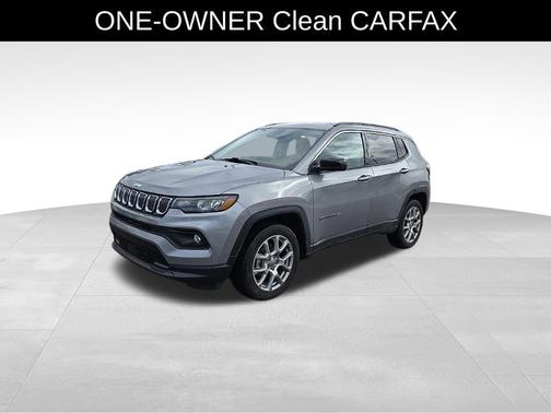2022 Jeep Compass Latitude Lux