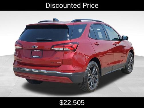 Cherry Red Tintcoat 2022 Chevrolet Equinox RS