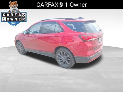 Cherry Red Tintcoat 2022 Chevrolet Equinox RS
