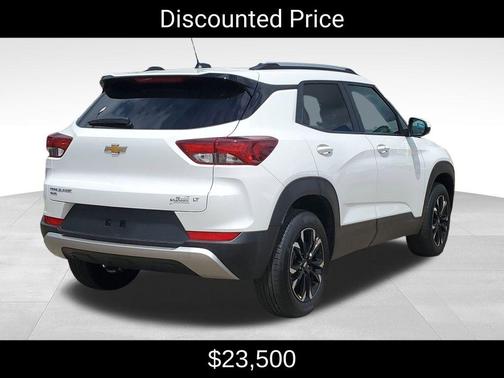 Summit White 2023 Chevrolet Trailblazer LT