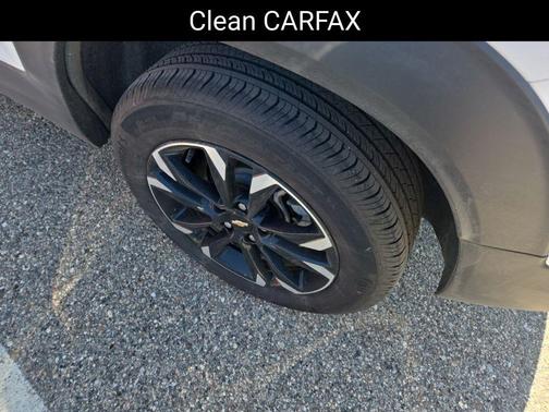 Summit White 2023 Chevrolet Trailblazer LT