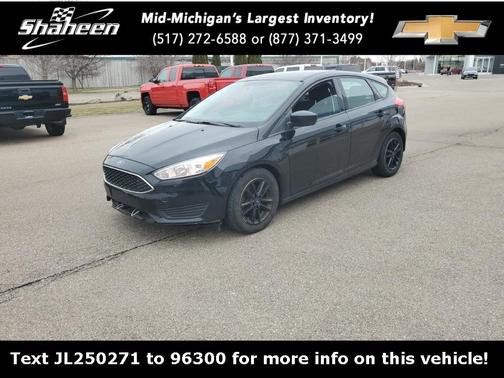 Photo 1 of 3 of 2018 Ford Focus SE