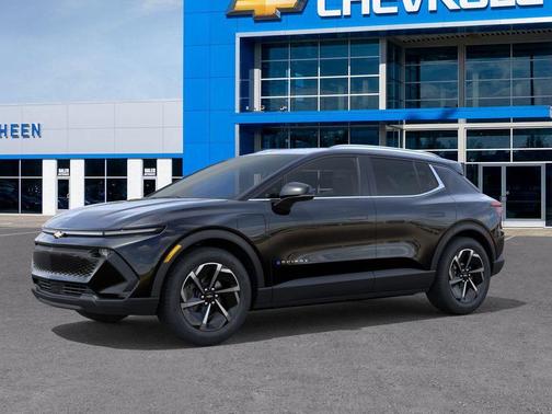 2026 Chevrolet Equinox EV LT 2