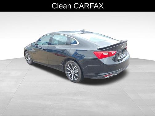 Mosaic Black Metallic 2022 Chevrolet Malibu RS