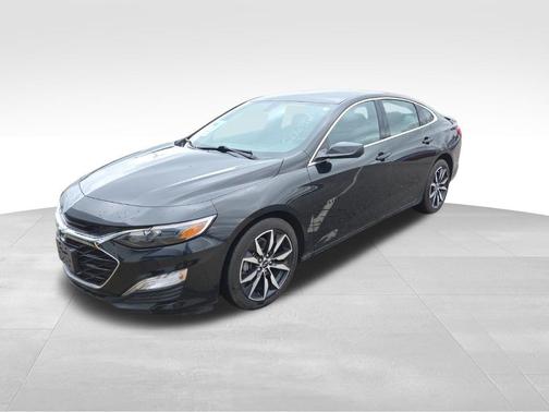 Mosaic Black Metallic 2022 Chevrolet Malibu RS