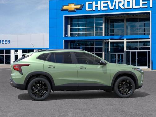 Green 2026 Chevrolet Trax ACTIV