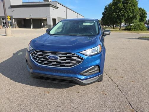 2021 Ford Edge SE