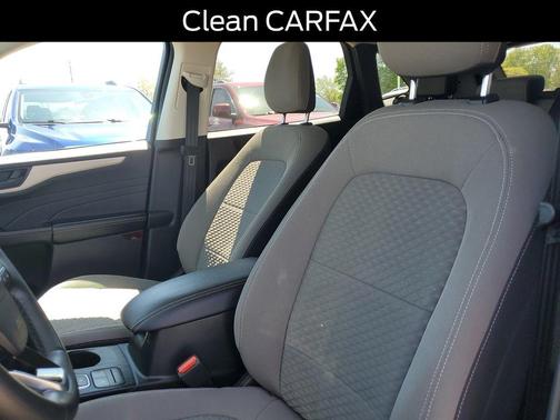 Carbonized Gray Metallic 2022 Ford Escape SE