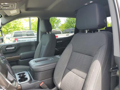 Shadow Gray Metallic 2020 Chevrolet Silverado 1500 RST