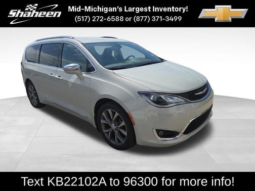 White 2017 Chrysler Pacifica Limited