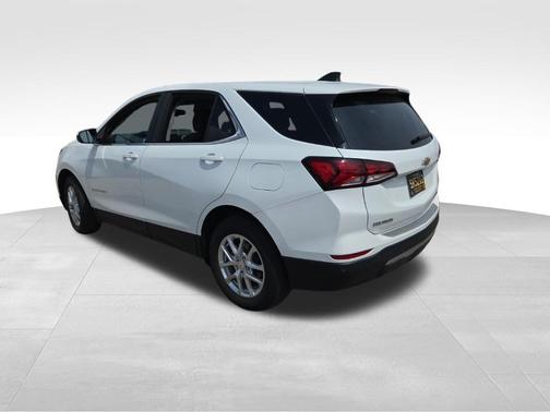 Summit White 2024 Chevrolet Equinox LT