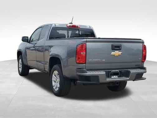 Satin Steel Metallic 2018 Chevrolet Colorado LT