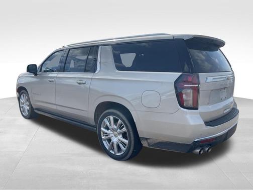 Empire Beige Metallic 2021 Chevrolet Suburban High Country