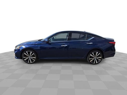 2020 Nissan Altima 2.5 Platinum