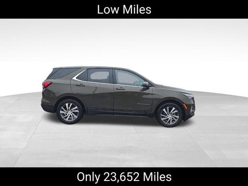 Harvest Gold / Bronze 2024 Chevrolet Equinox LT